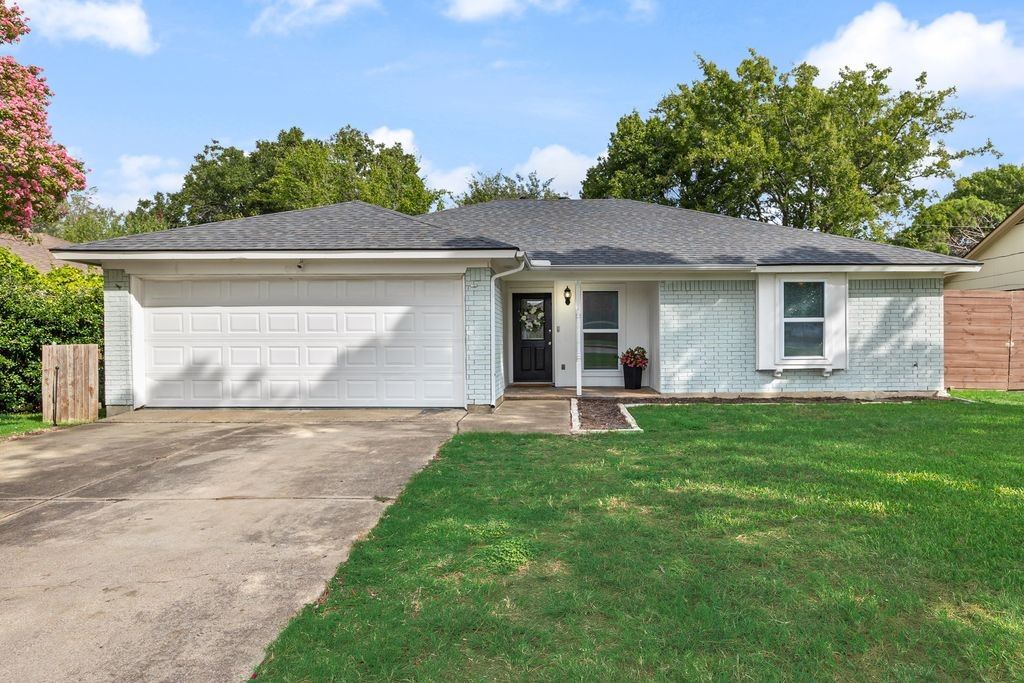 8217 O'Brian, North Richland Hills, TX 76180 — photo 1