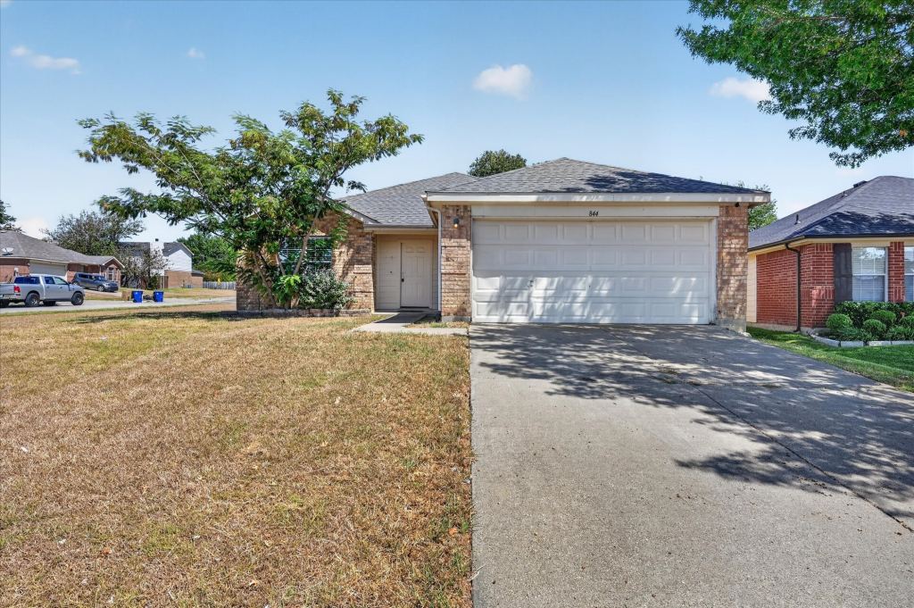 844 Canyon Cove Drive, Burleson, TX 76028 — photo 1