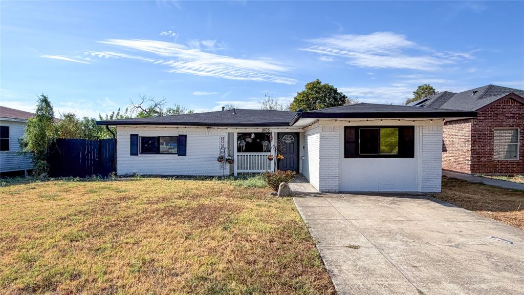 1805 El Paso Street, Grand Prairie, TX 75051 — photo 1