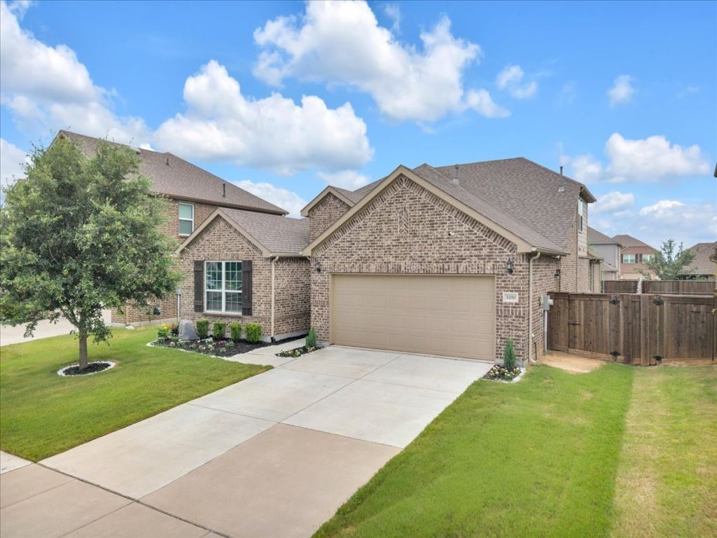 3210 S Linham Drive, Mansfield, TX 76084 — photo 1