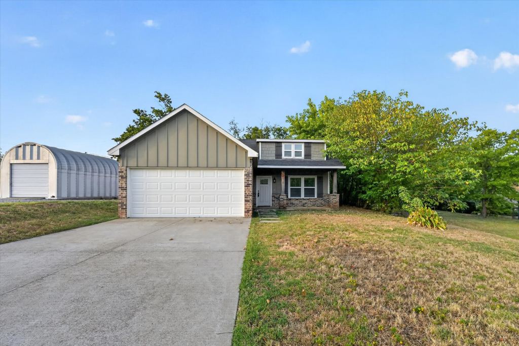 1216 W Nelson Street, Denison, TX 75020 — photo 1