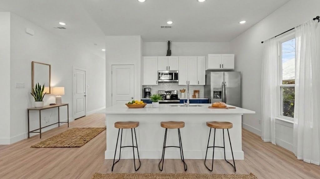919 W Day Street, Denison, TX 75020 — photo 1
