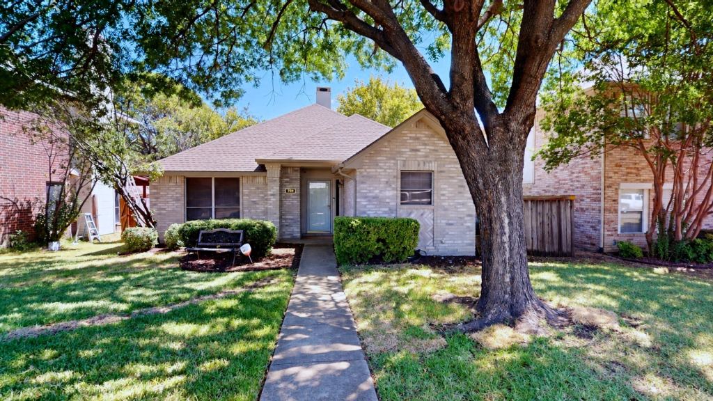 729 Fawn Valley Drive