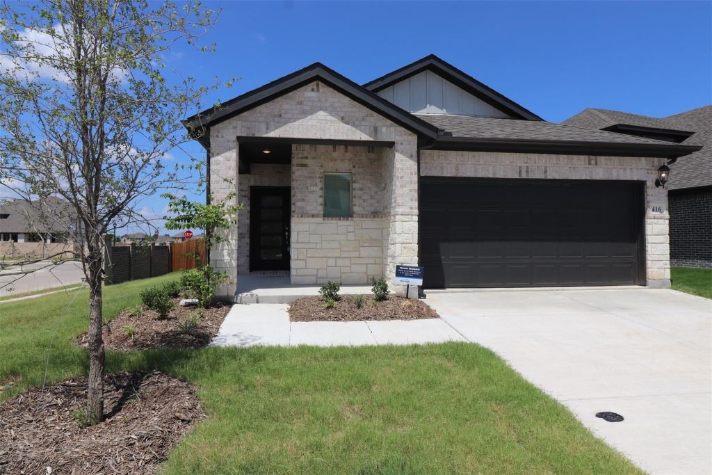 416 Honeyhill Drive, Princeton, TX 75071 — photo 1