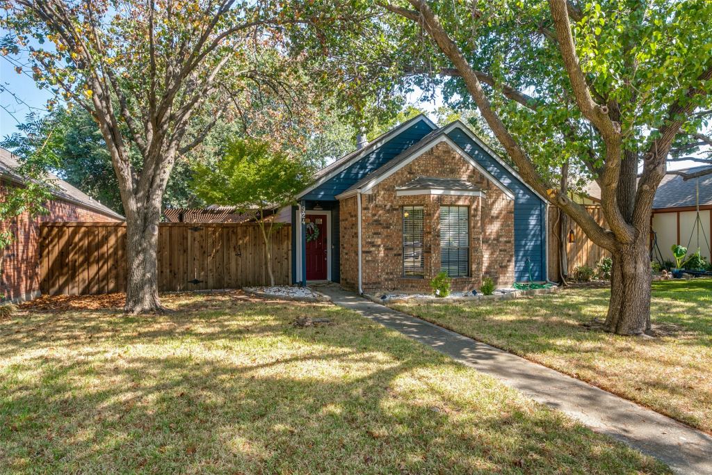 924 Sugarberry Drive, Coppell, TX 75019 — photo 1