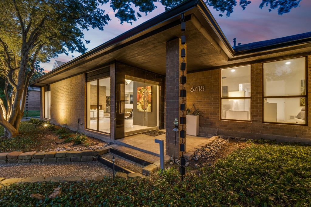 6418 Covecreek Place, Dallas, TX 75240 — photo 1