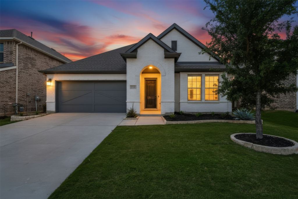3720 Trail Creek Drive, Little Elm, TX 75068 — photo 1