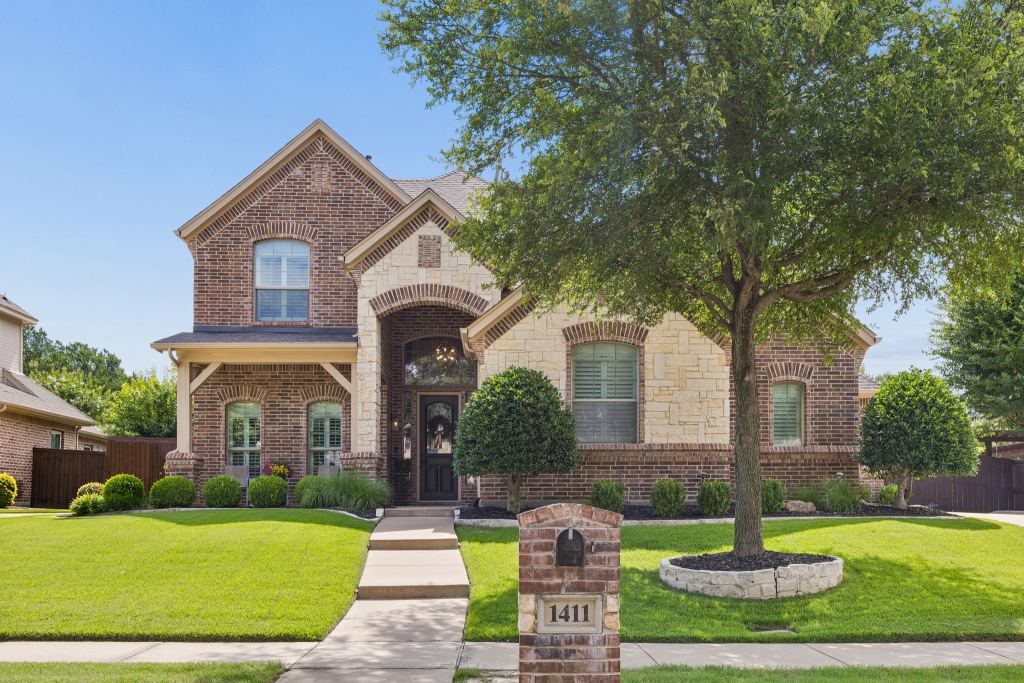 1411 Ashmore Court