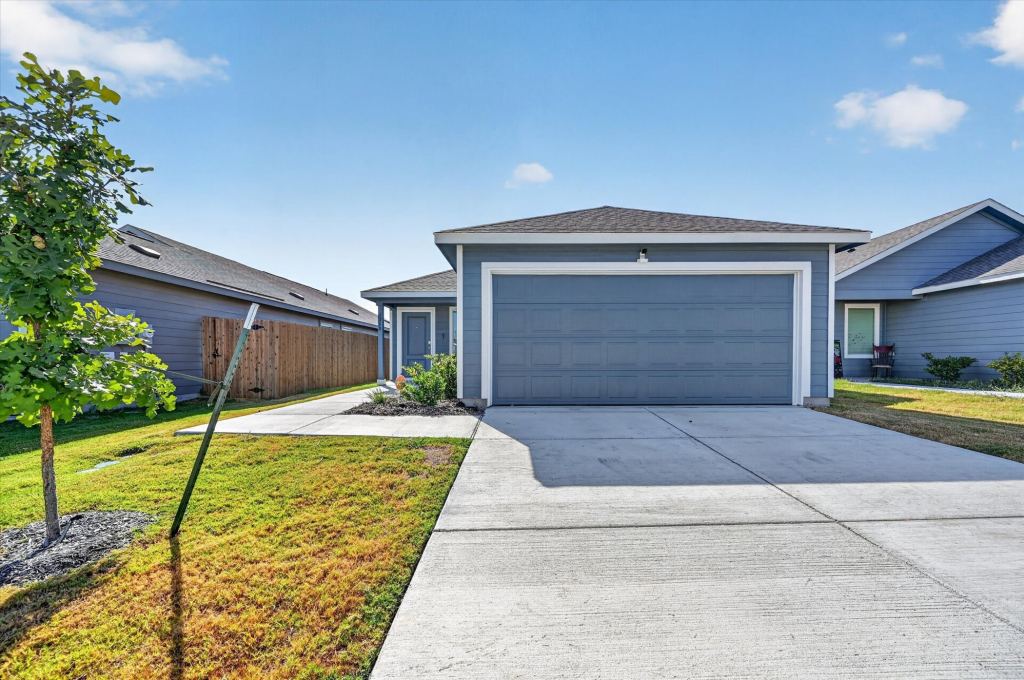 1260 Balsam Road, Wilmer, TX 75172 — photo 1
