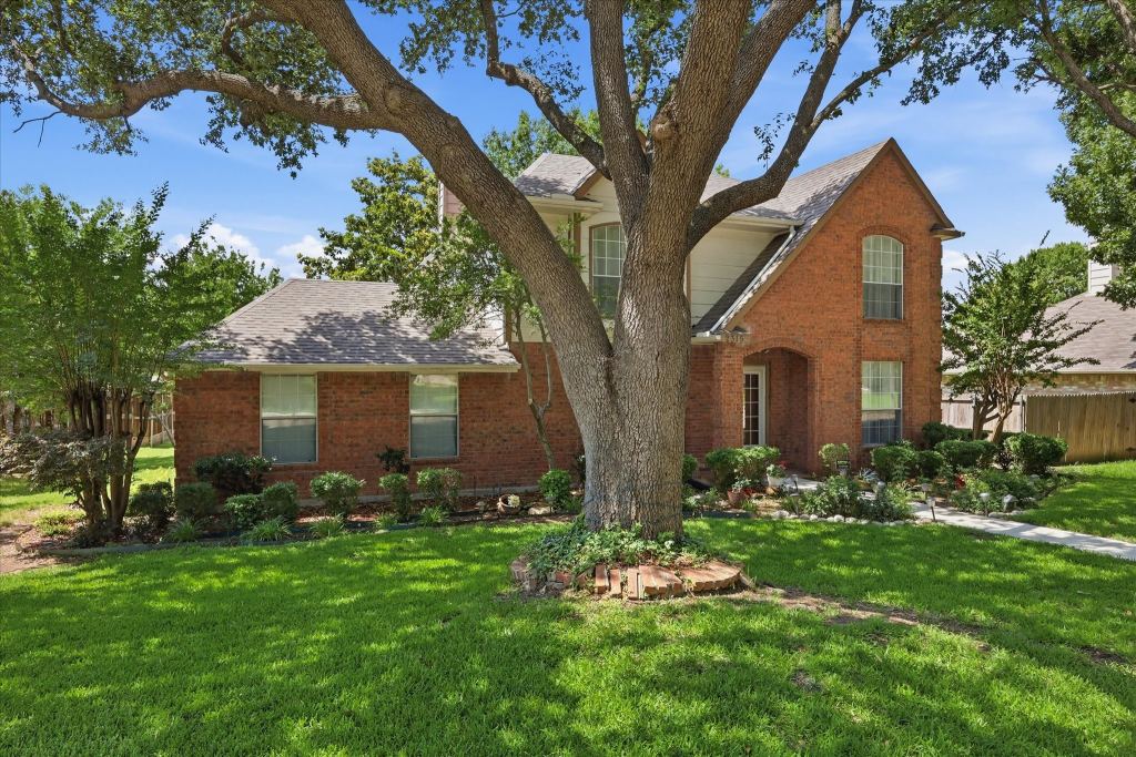 2315 Rockhill Road, McKinney, TX 75072 — photo 1