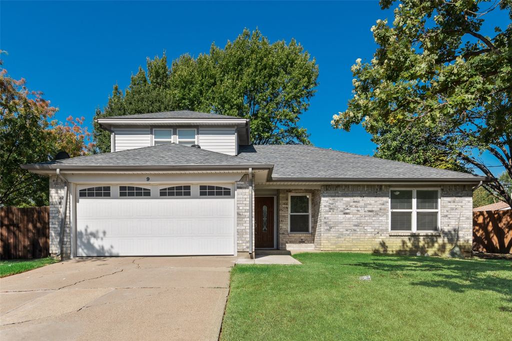 9 Atlanta Court, Mansfield, TX 76063 — photo 1