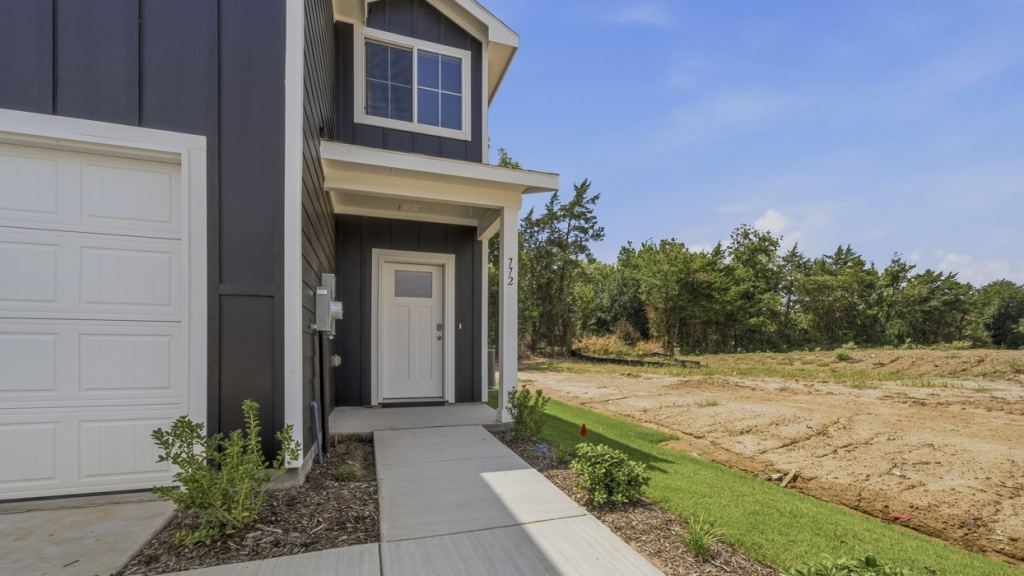 772 Stonewood Drive, Sulphur Springs, TX 75482 — photo 1