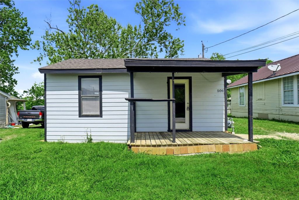 506 Bluebonnet Street, Aubrey, TX 76227 — photo 1