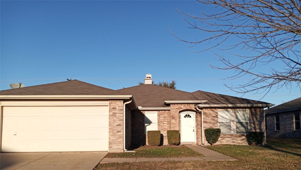 4212 Boxwood Drive, Balch Springs, TX 75180 — photo 1