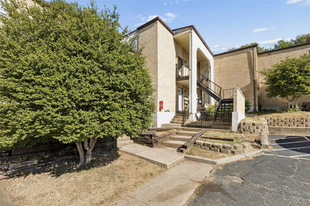 6032 Westridge Lane 212, Fort Worth, TX 76116 — photo 1
