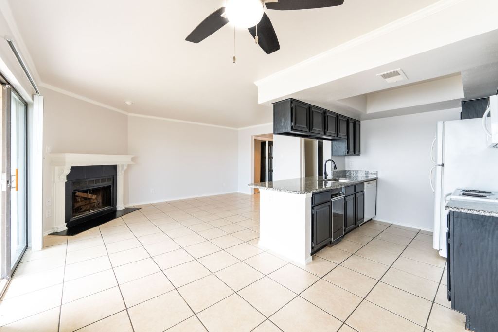 4552 Chaha Road 205, Garland, TX 75043 — photo 1