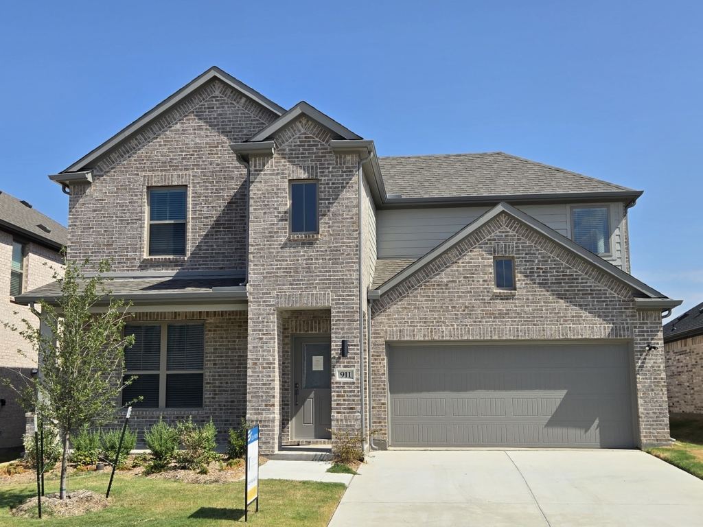 911 Sleepy Landing Drive, Lavon, TX 75166 — photo 1