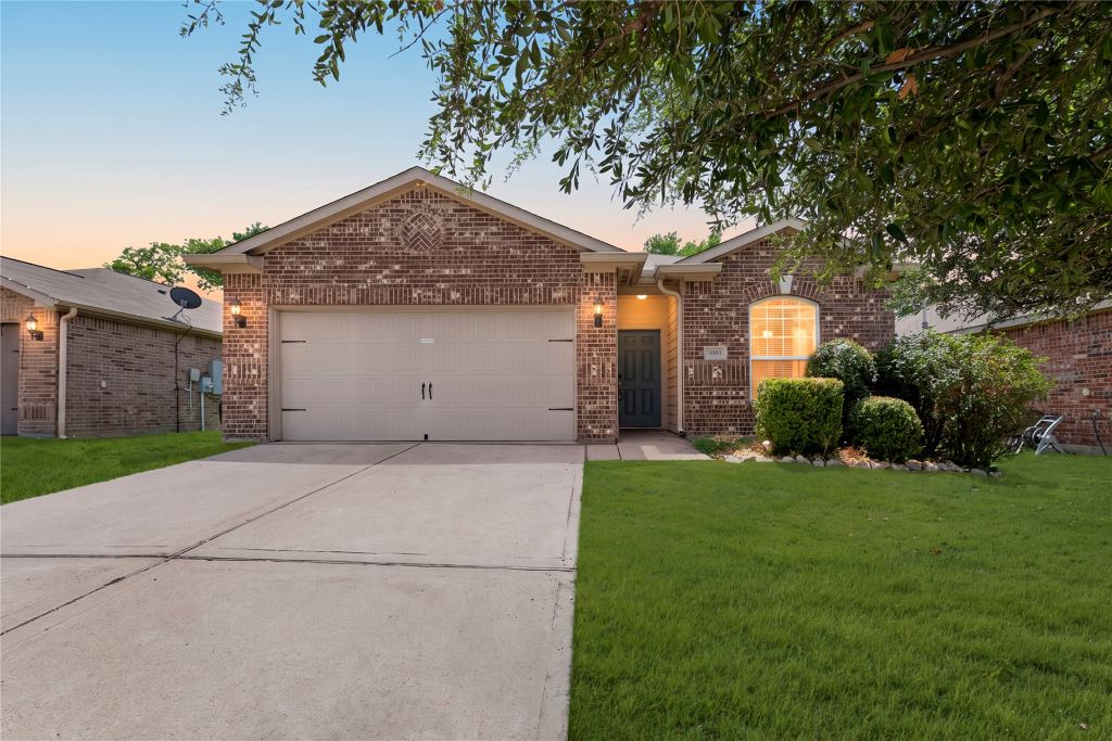 3003 Rocking Hills Trail, Forney, TX 75126 — photo 1