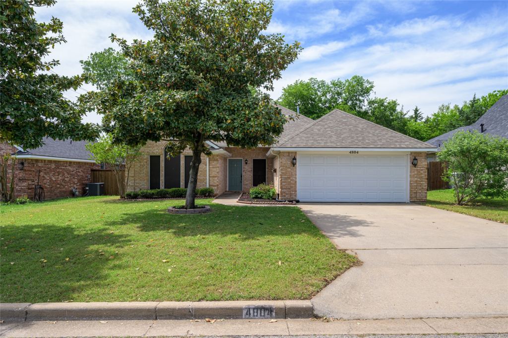 4804 Hara Lane, Sherman, TX 75092 — photo 1