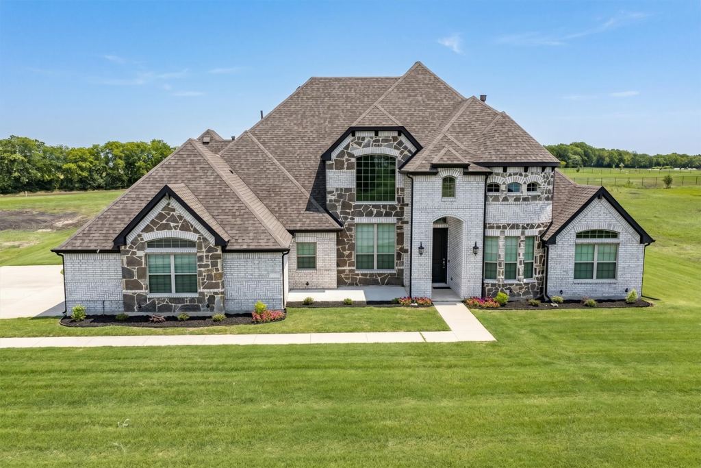 312 Ledstone Court, Rockwall, TX 75032 — photo 1