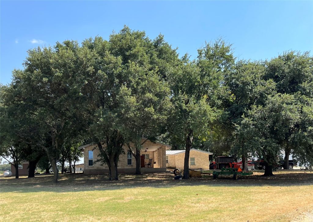 295 Rozell Pass, Waco, TX 76705 — photo 1