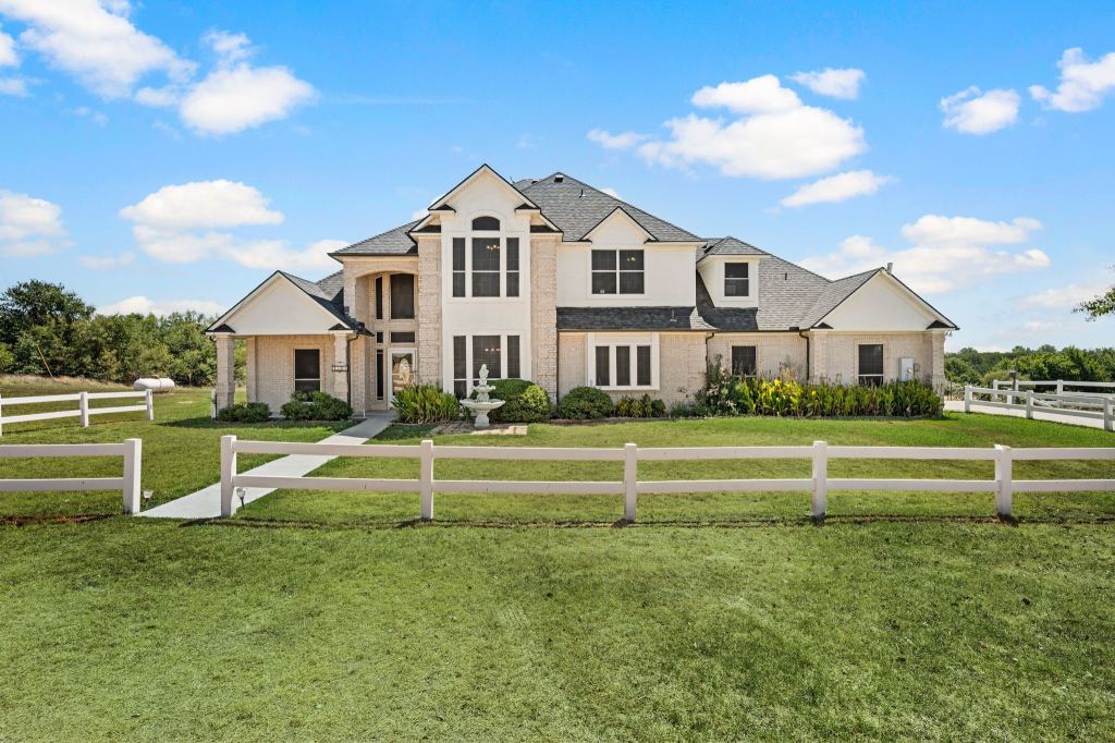 141 Blue Sky Drive