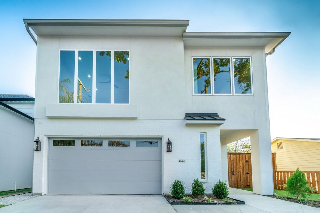 1914 Angelina Drive