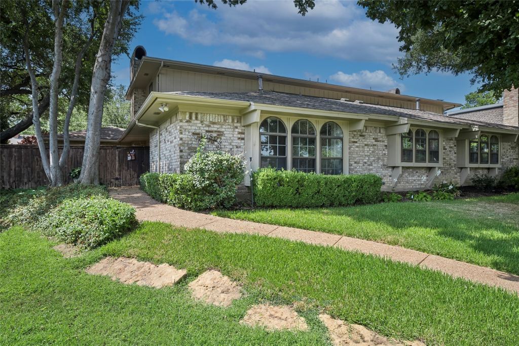 10504 Berry Knoll Drive, Dallas, TX 75230 — photo 1