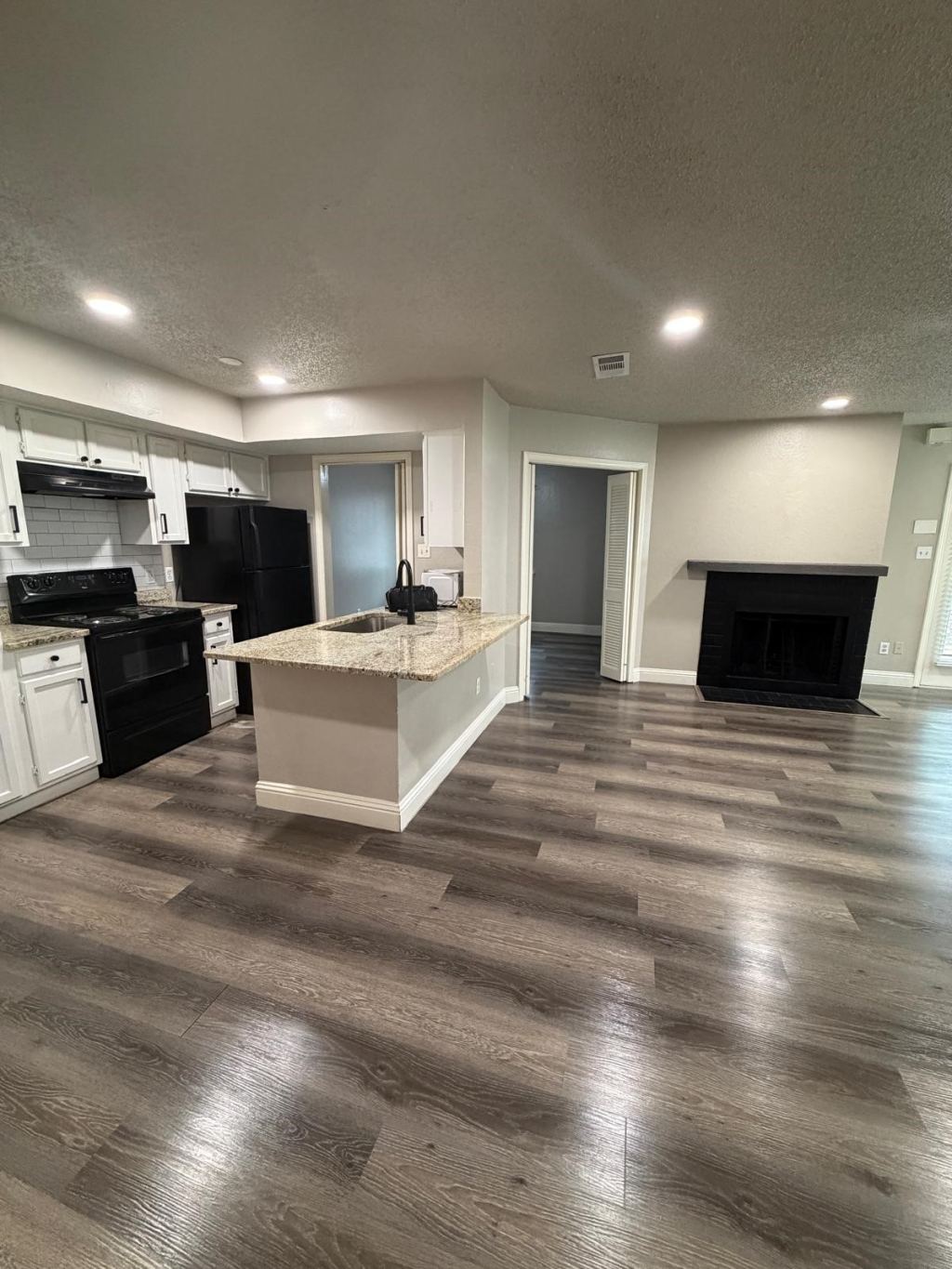 2304 Balsam Drive E107, Arlington, TX 76006 — photo 1