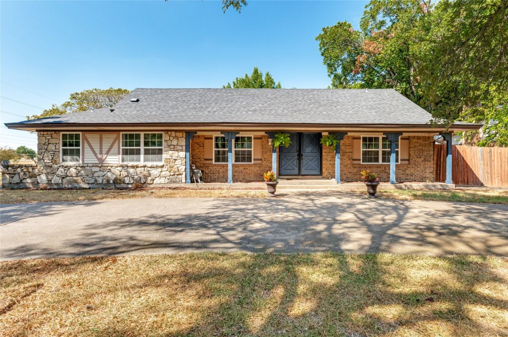 1301 Hillsdale Drive, Richardson, TX 75081 — photo 1