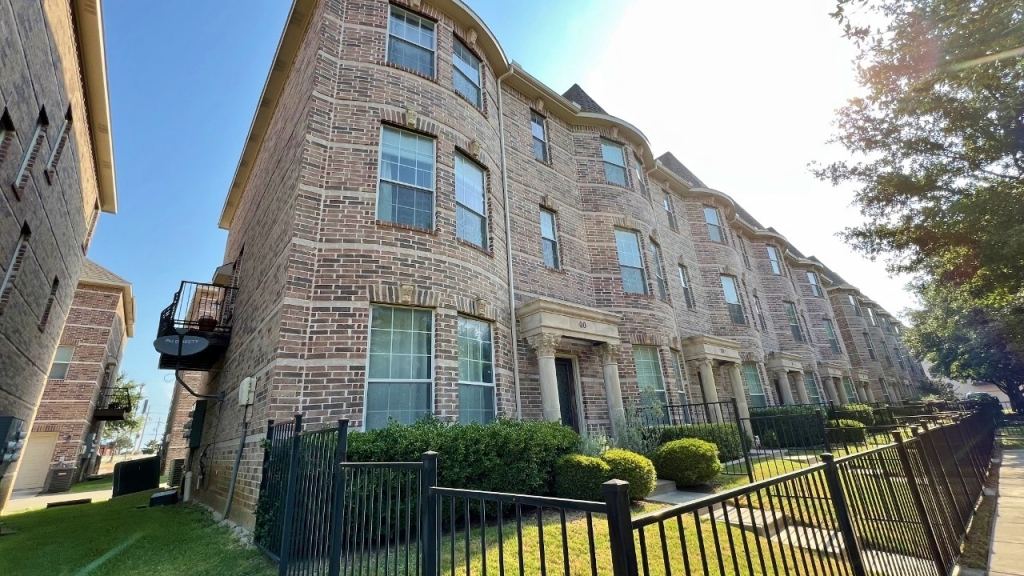 2500 Rockbrook Drive 40, Lewisville, TX 75067 — photo 1