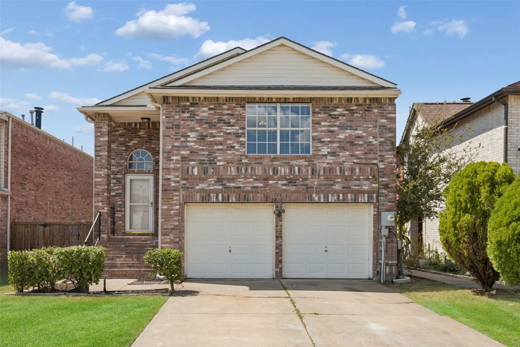 2034 Peregrine Court, Lewisville, TX 75077 — photo 1