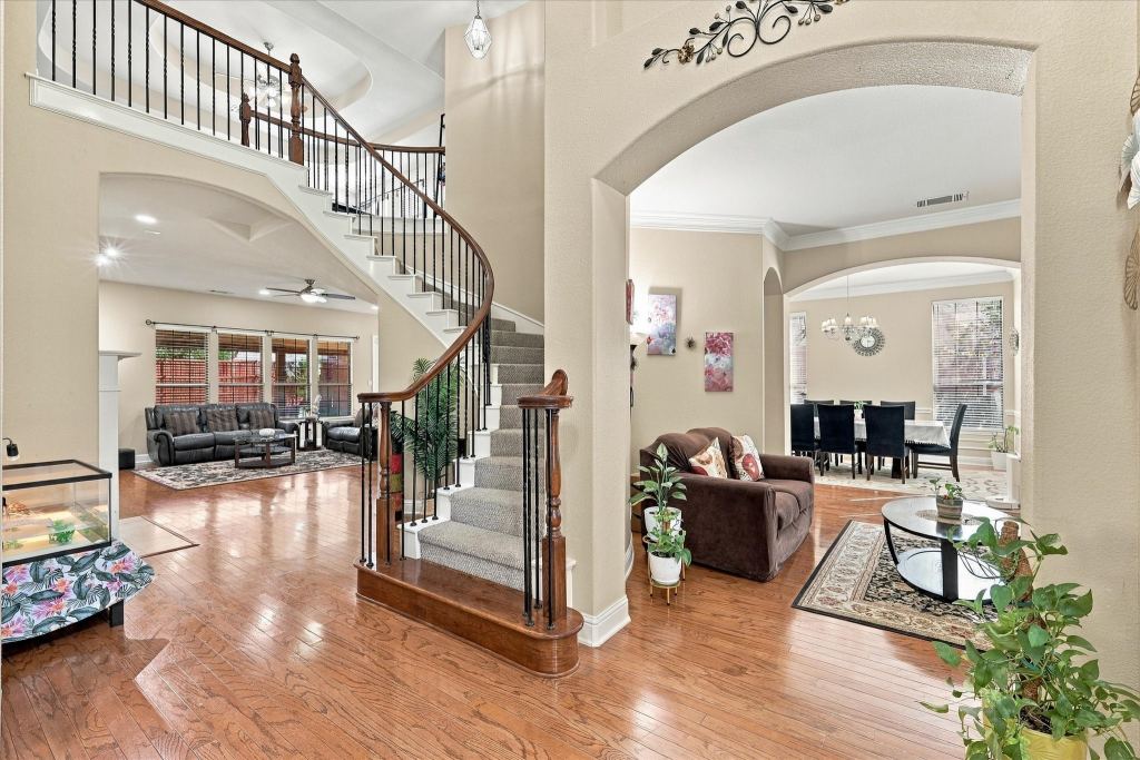 7223 Native Oak Lane