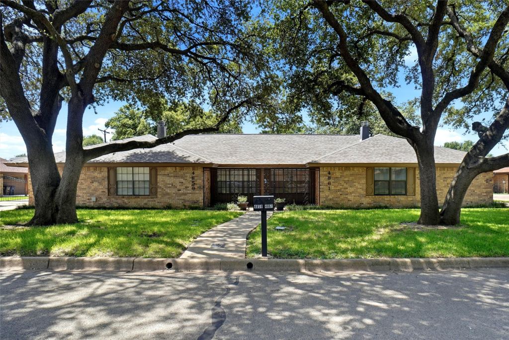 4861 Ledgestone Court, Fort Worth, TX 76132 — photo 1
