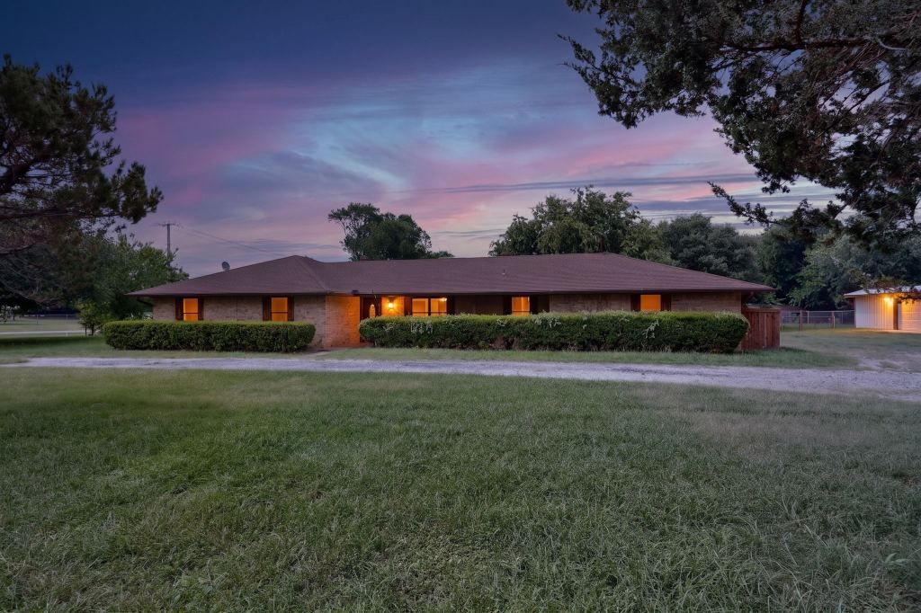 1090 Ashford Lane, Midlothian, TX 76065 — photo 1