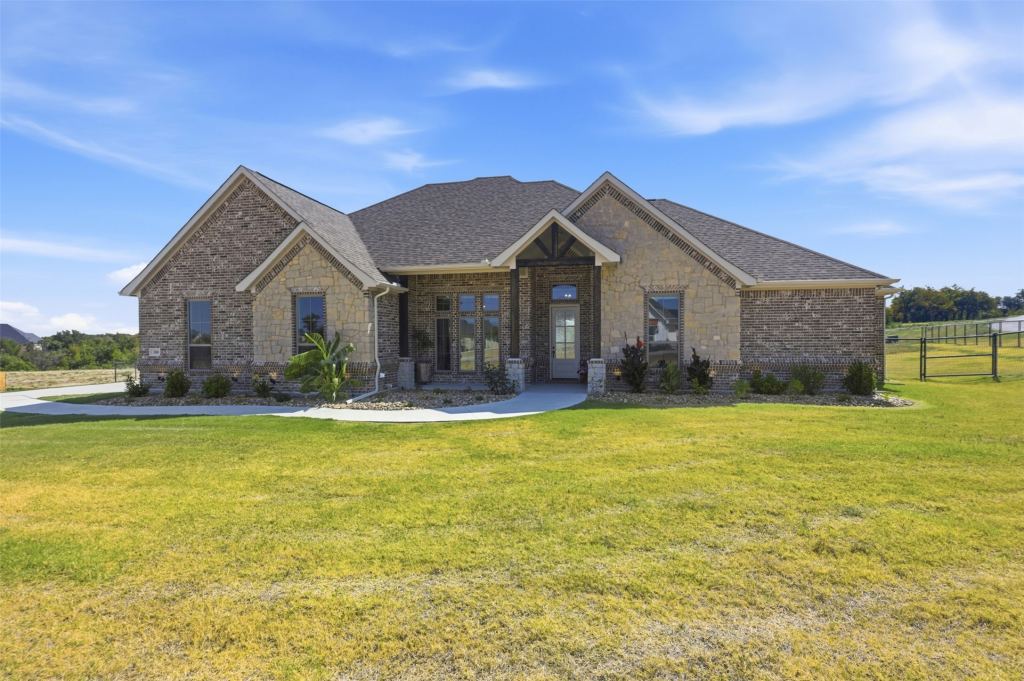 300 Spanish Oak Court
