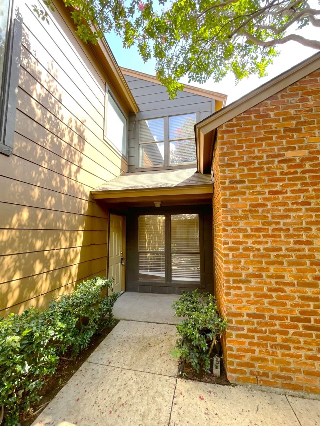 1910 Wilshire Drive, Irving, TX 75061 — photo 1