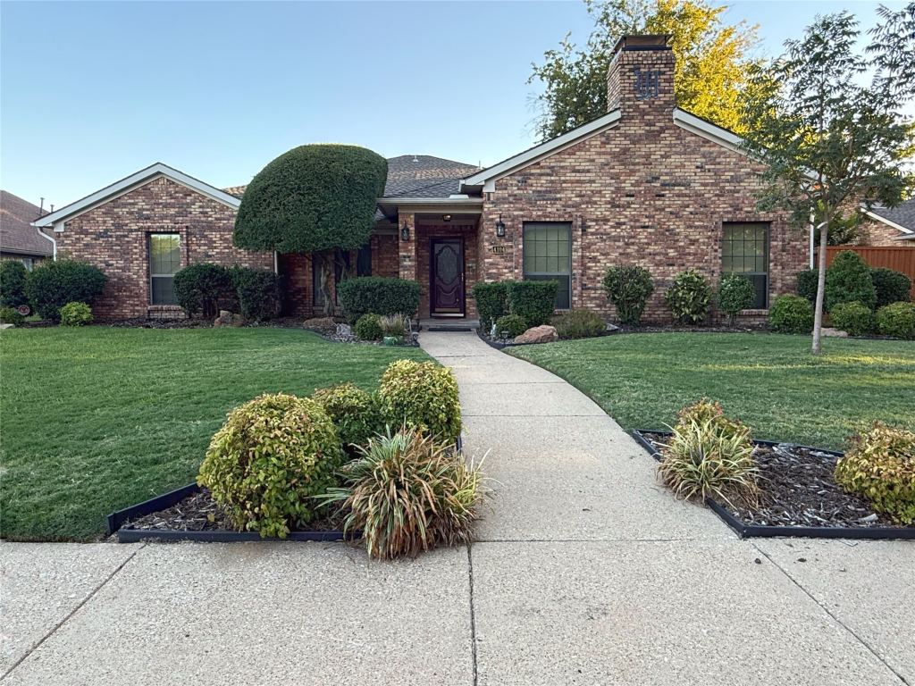 4104 Prospect Lane