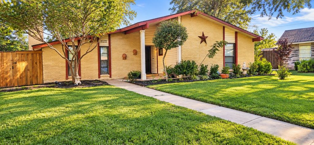 709 Echo Drive