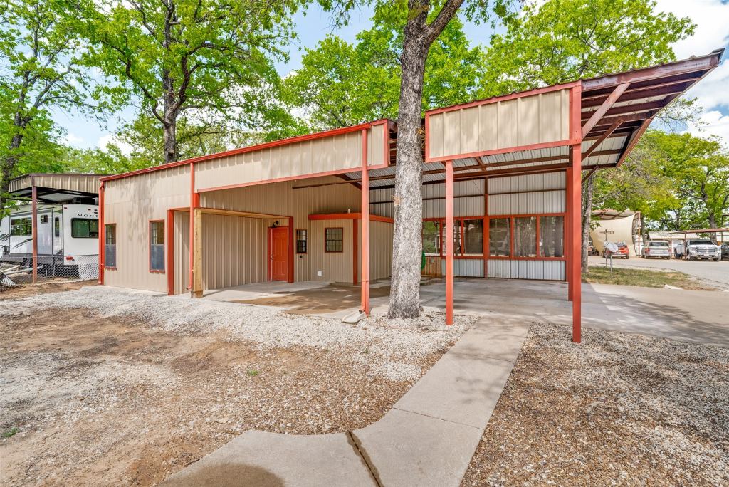 5706 Campfire Lane, Granbury, TX 76049 — photo 1
