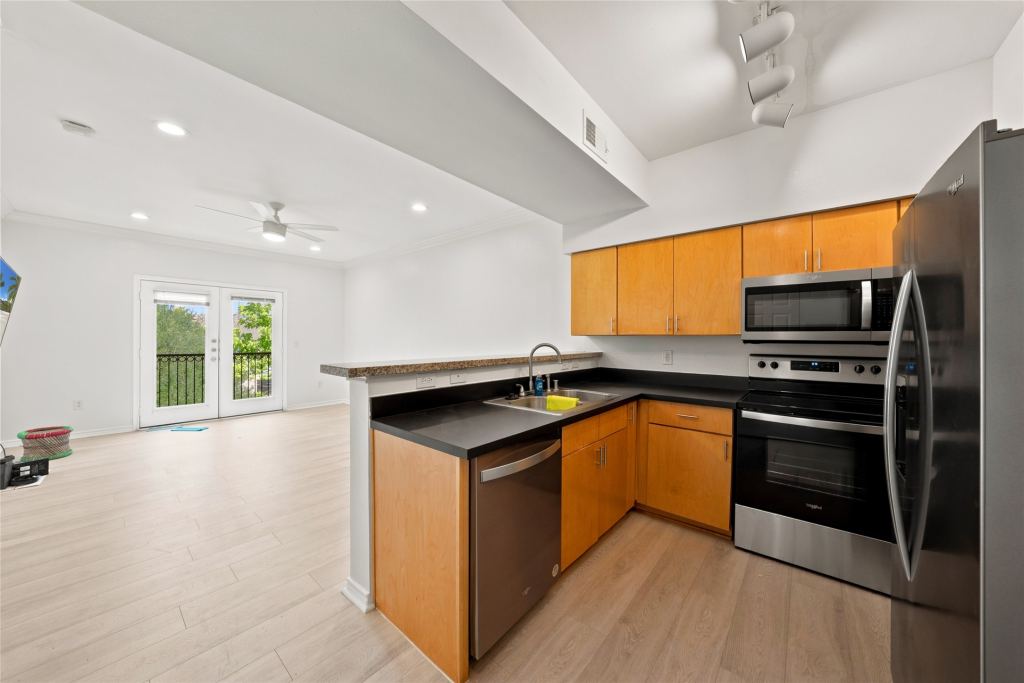3102 Kings Road 2307, Dallas, TX 75219 — photo 1