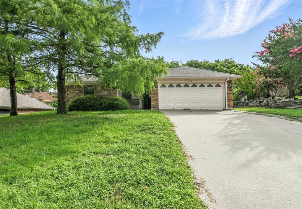 602 Valleyridge Court, Decatur, TX 76234 — photo 1