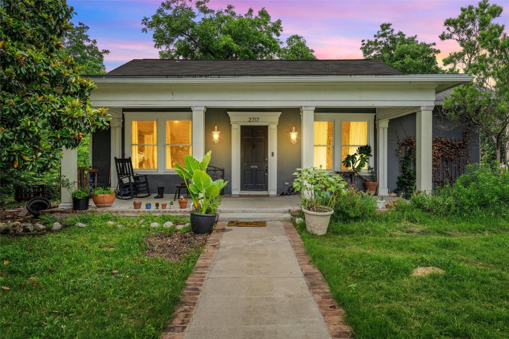 2717 Colcord Avenue, Waco, TX 76707 — photo 1