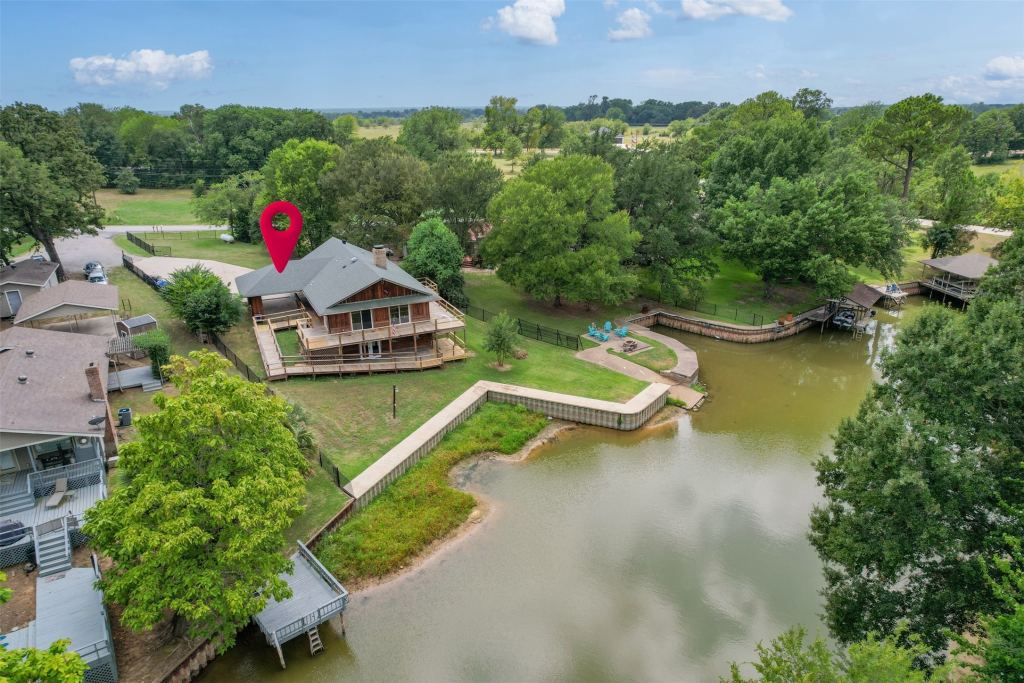 101 Royal Circle, Tool, TX 75143 — photo 1