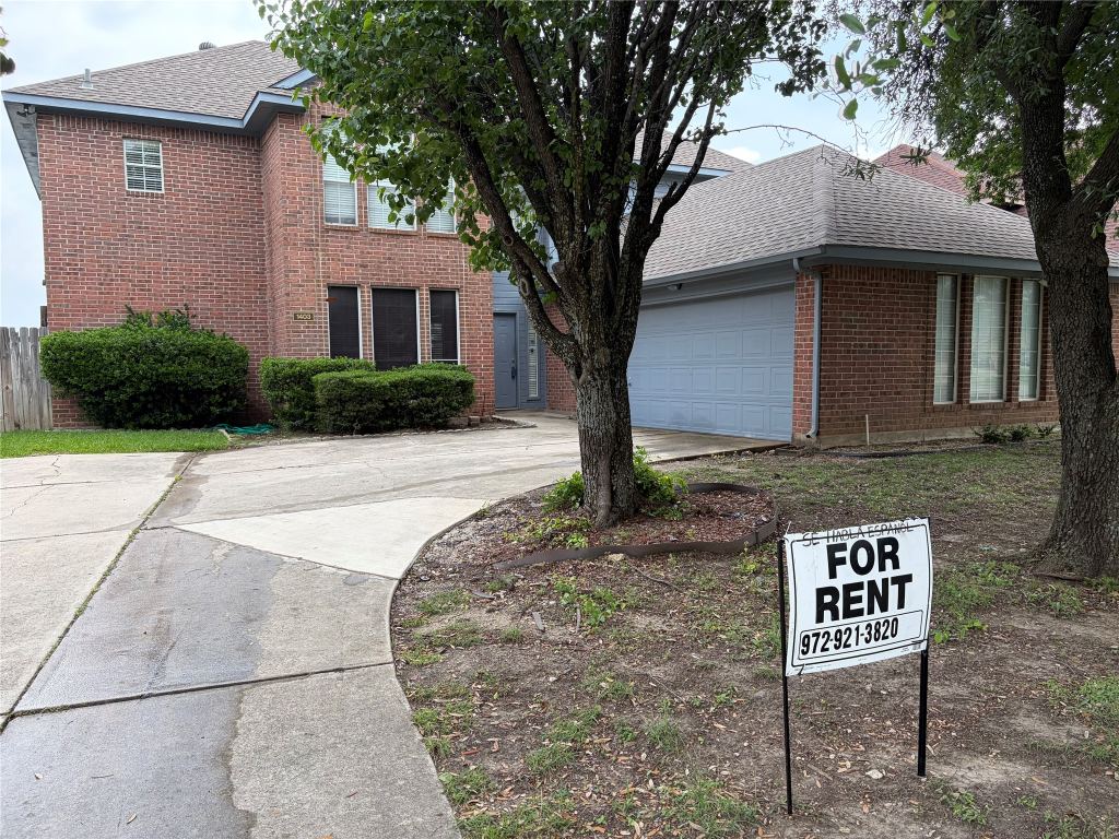 1403 Lakeshore Drive, Irving, TX 75060 — photo 1