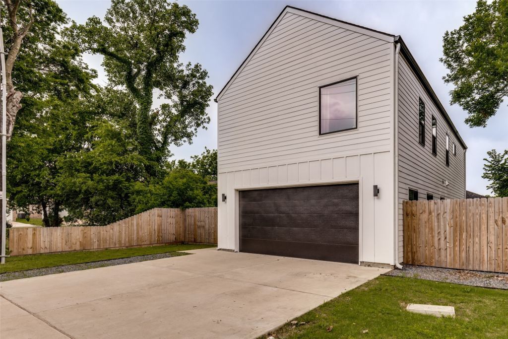 3308 Houston Street, Greenville, TX 75401 — photo 1