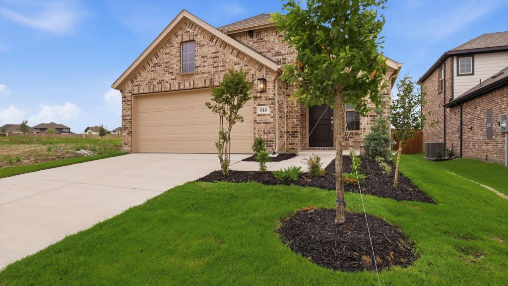 818 Whitmore Drive, Princeton, TX 75071 — photo 1