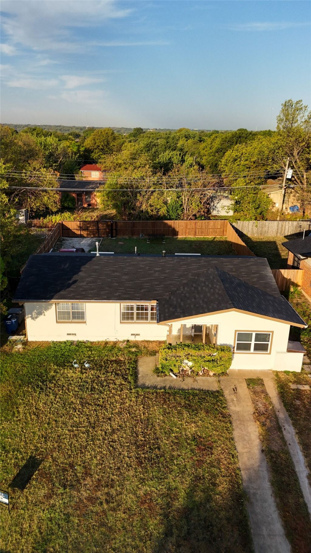 4125 Fortune Lane, Dallas, TX 75216 — photo 1