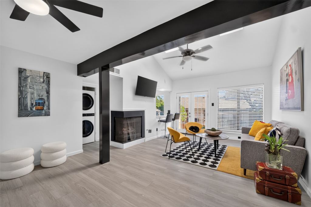 7522 Holly Hill Drive 8, Dallas, TX 75231 — photo 1