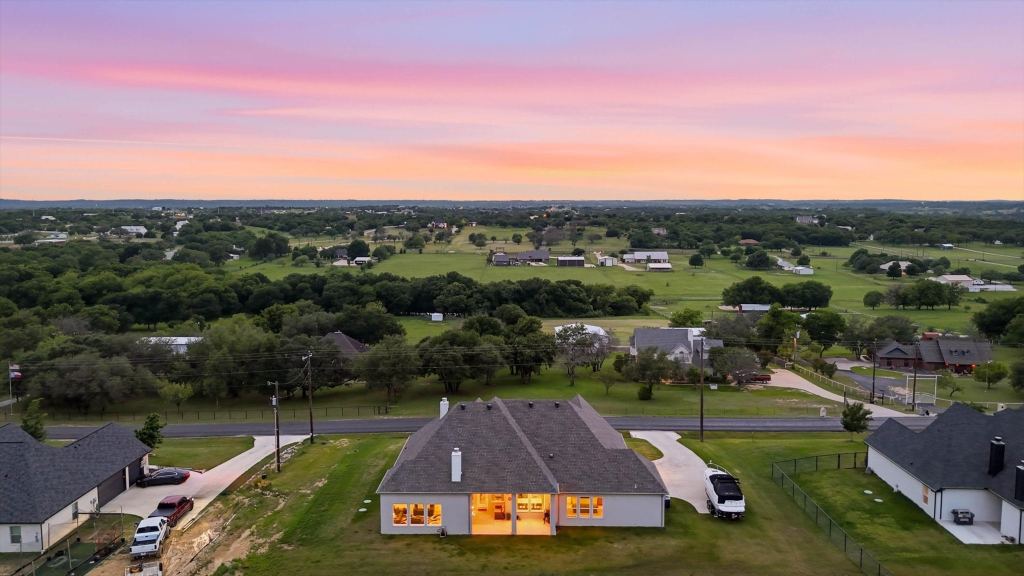 200 Finney Drive, Weatherford, TX 76085 — photo 1